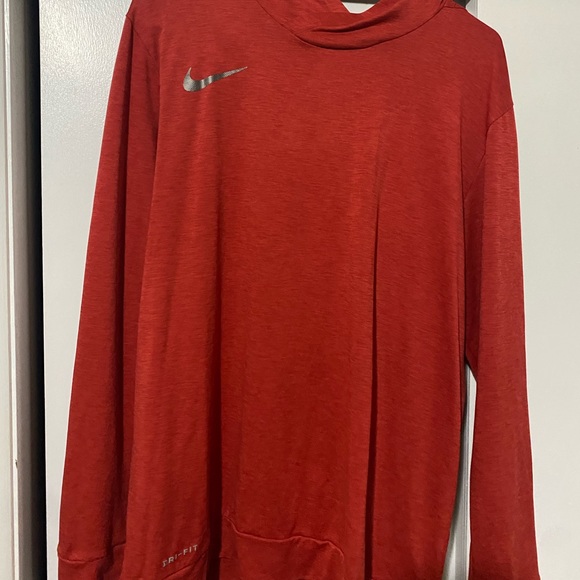 Red light weight Nike pullover large - Picture 1 of 2